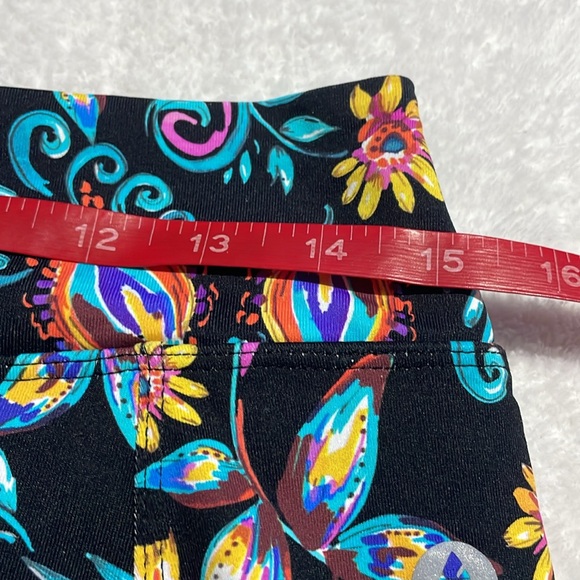 Dōna Jō Floral Black Skort - Picture 7 of 9